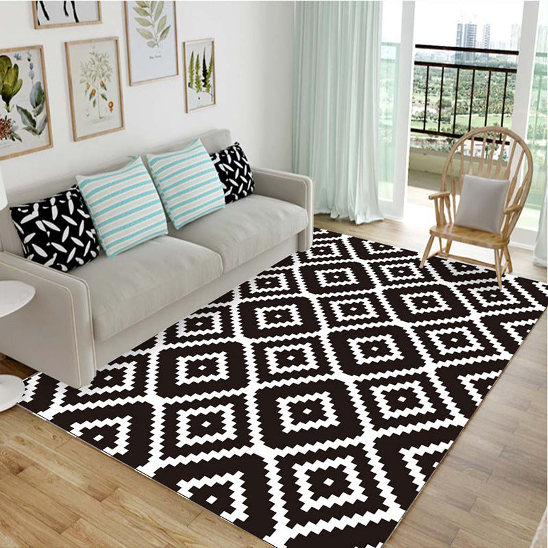 Color: Sawtooth, Size: 80x120CM - Simple Black And White Home Personality Tide Brand Living Room Bedroom Coffee Table Mat Into The Doormat Bedside European Carpet