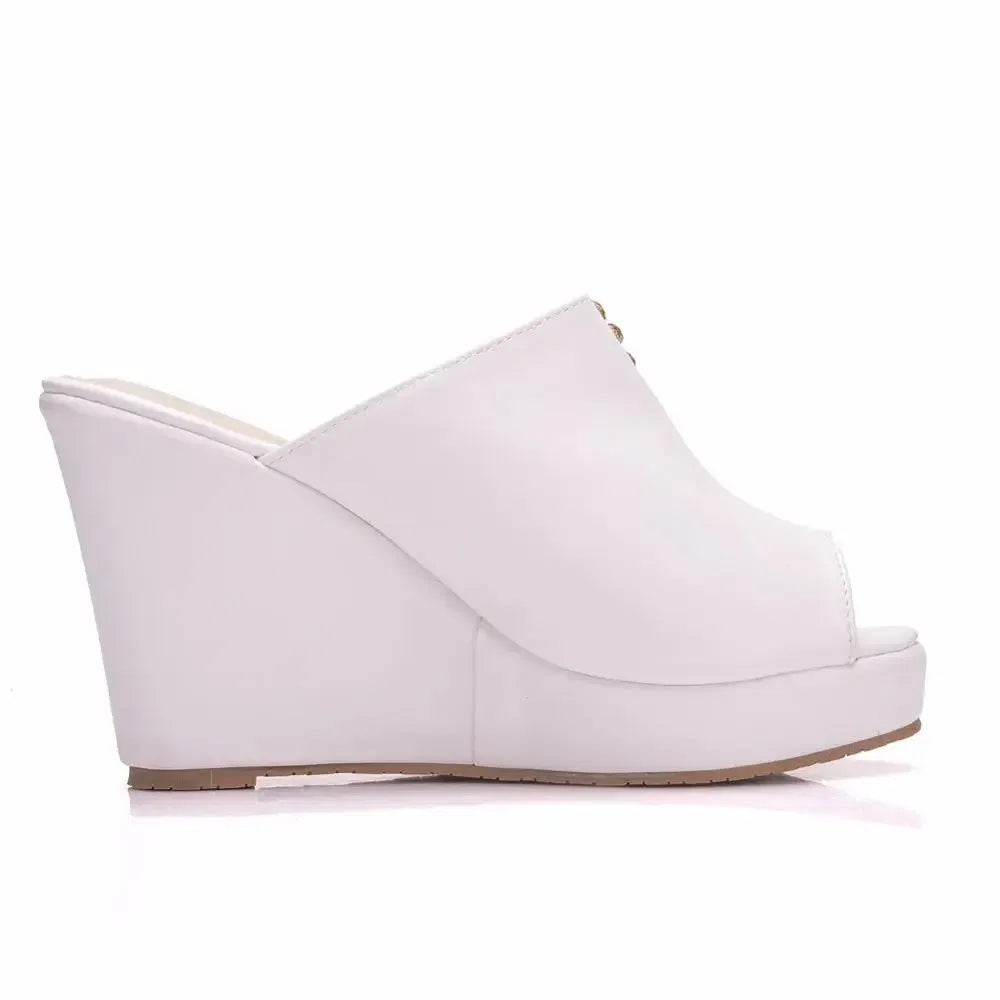 Color: WHITE, Shoe Size: 38 - Crystal Queen 10cm Peep Toe Platform Wedges Slippers High Heels Beach Sandals Women